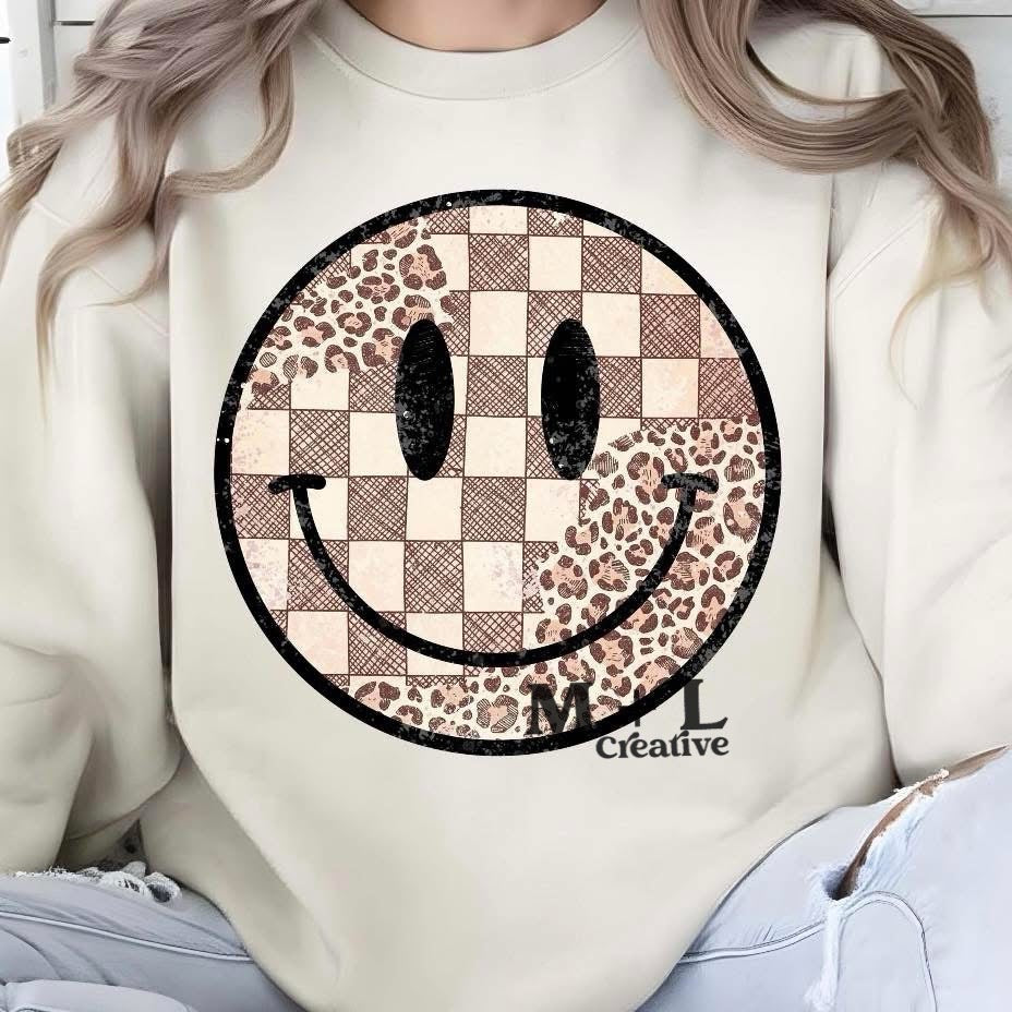 Checker Leopard Smile